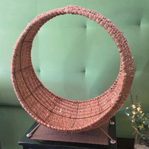 Large wicker crescent moon - large,