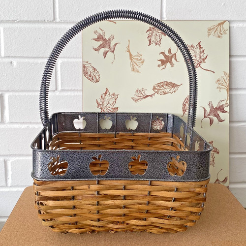 Vtg wicker weaved - vtg, basket